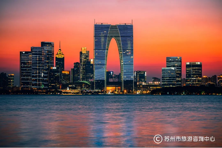 金鸡湖